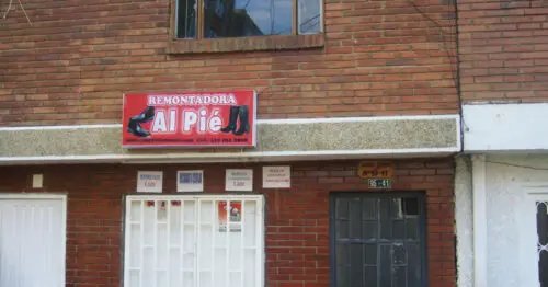 REMONTADORA AL PIE BOGOTÁ REMONTADORA AL PIE BOGOTÁ